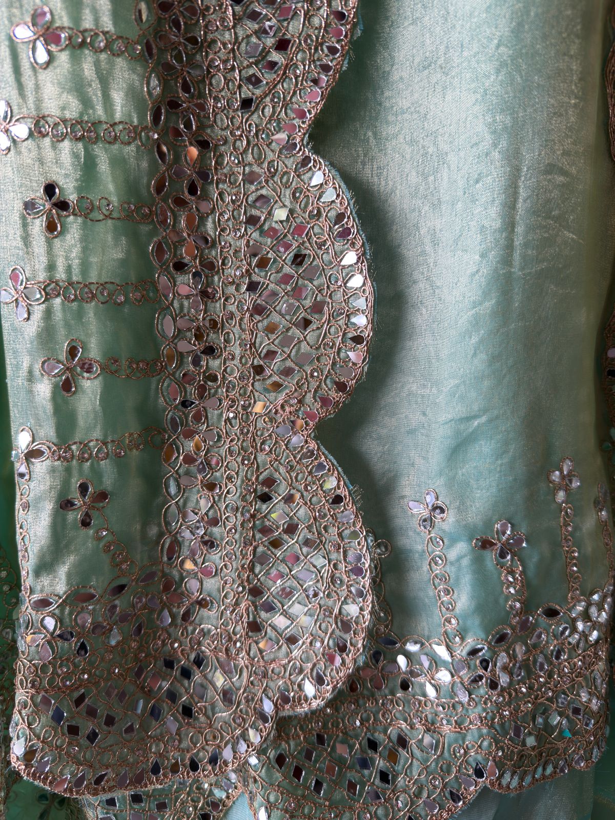 Pure glass tissue shirt